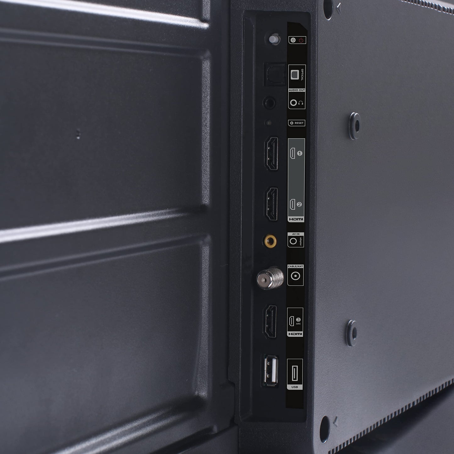 TCL 32" HD Smart TV | Roku, 720p, LED, Black